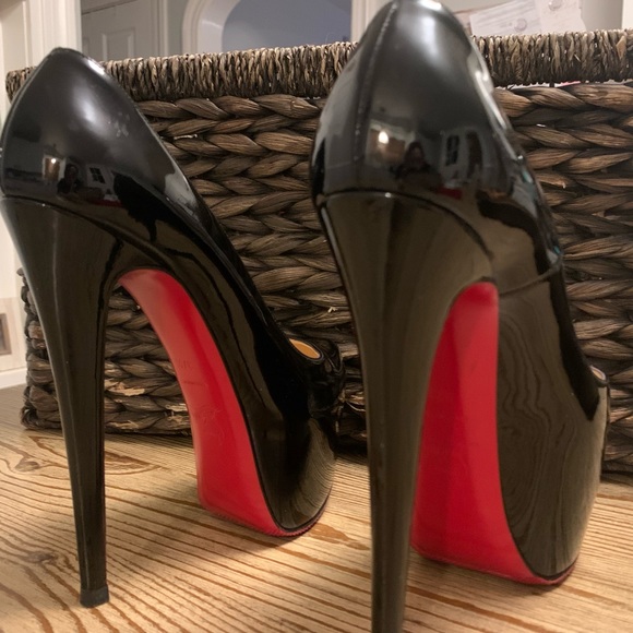 Christian Louboutin's Daffodile 160mm - Picture 9 of 12